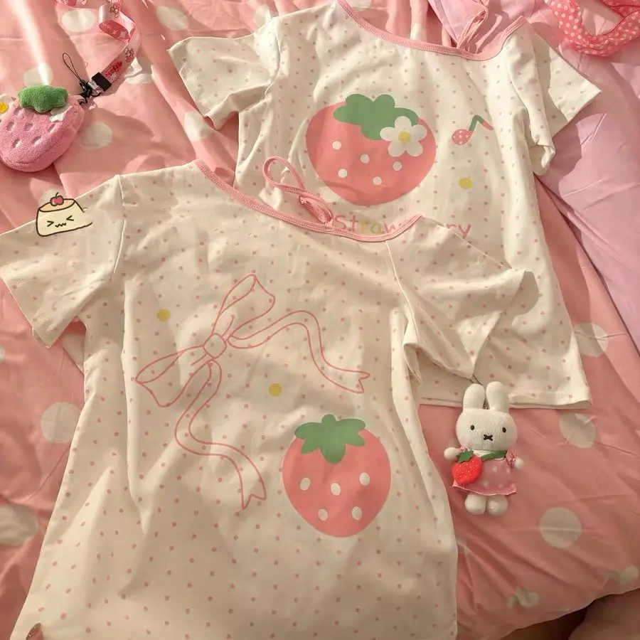 2026 Sommer Neu Polka Dot Erdbeer-Print Kurzarm-T-Shirt Süßes Spicy Girl Off-Shoulder Grafik-T-Shirt Y2K Top