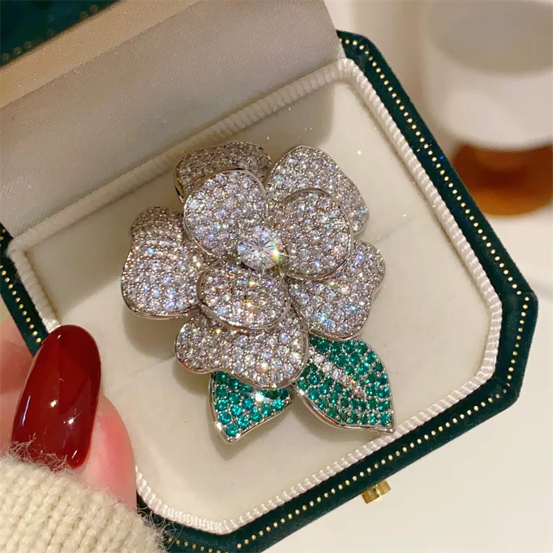 

CC Suit Pins Brooch Full of Zirconia Stereoscopic Camellia Micro Inlaid Cardigan Shawl Buckles French Style Corsage Jewelry B246