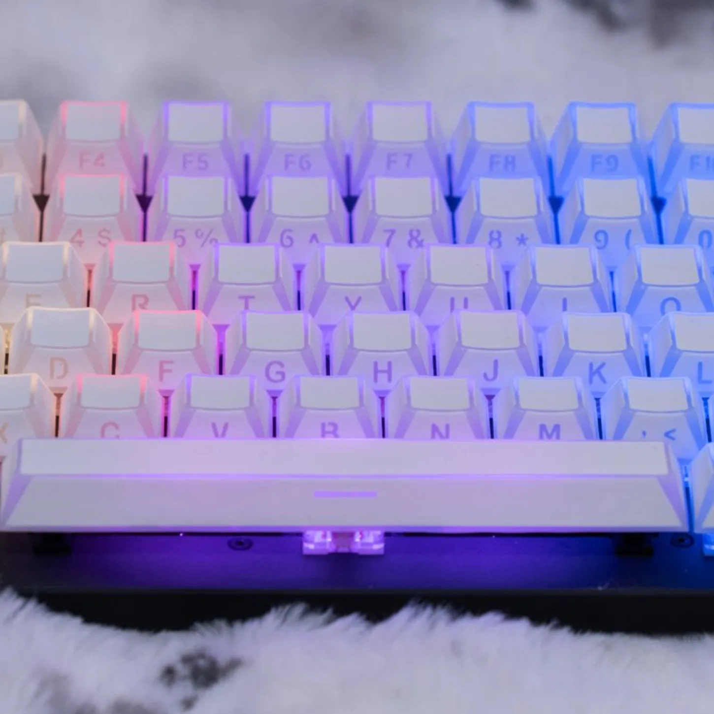 

Новые персонализированные кейкапы Light Shadow Cherry PBT с боковой окраской и двойной прозрачной подложкой, 136 клавиш, подходят для механических игровых клавиатур