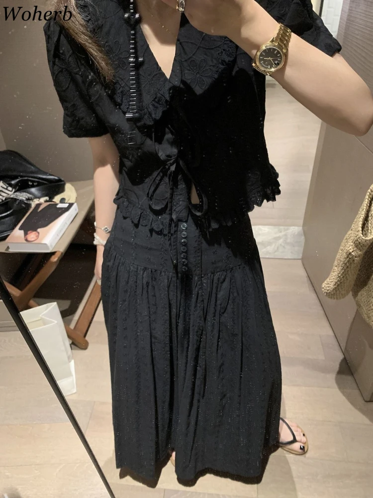 

Korean Fairy Turn Down Collar Embroidery Bandage Bow Crop Top + Women Harajuku Y2k Aesthetic Button Skirts Casual Two Pieces Set
