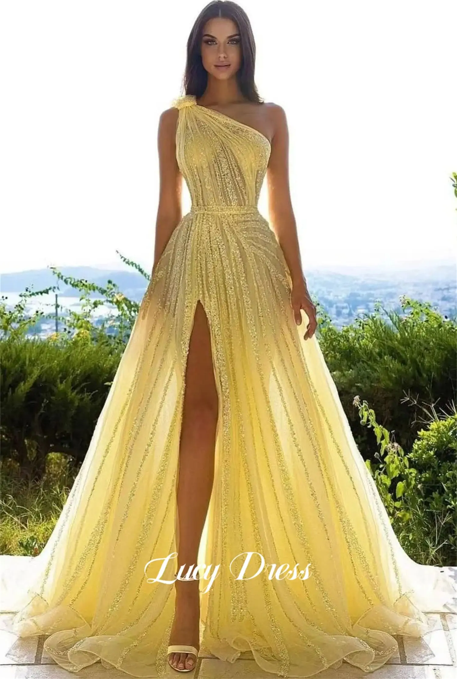 Line A Yellow Shiny Beaded Embroidery Ball Gown Elegant Party Dresses for Women 2024 Gala Luxury Graduation Dress Customized