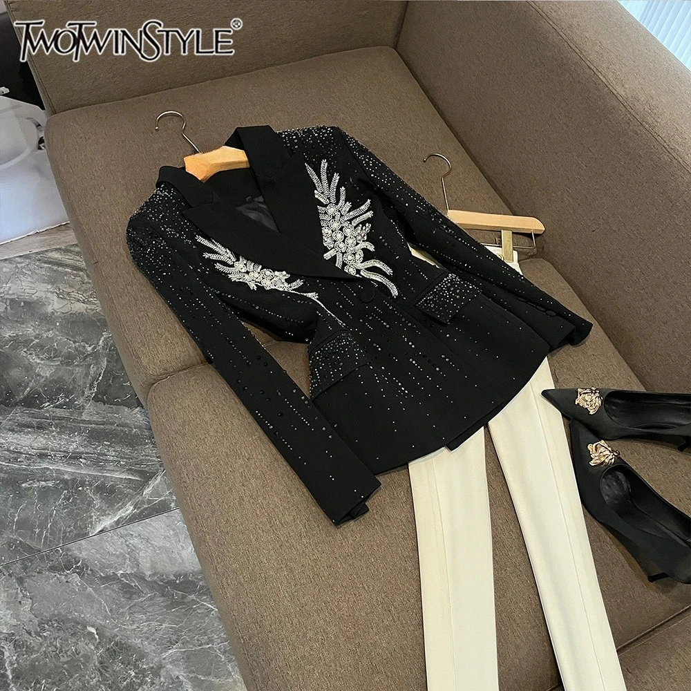 TWOTWINSTYLE Gorgeous Solid Slimming Jackets For Women V Neck Long Sleeve Spliced Diamonds Chic Blazers Female Style KJA550031
