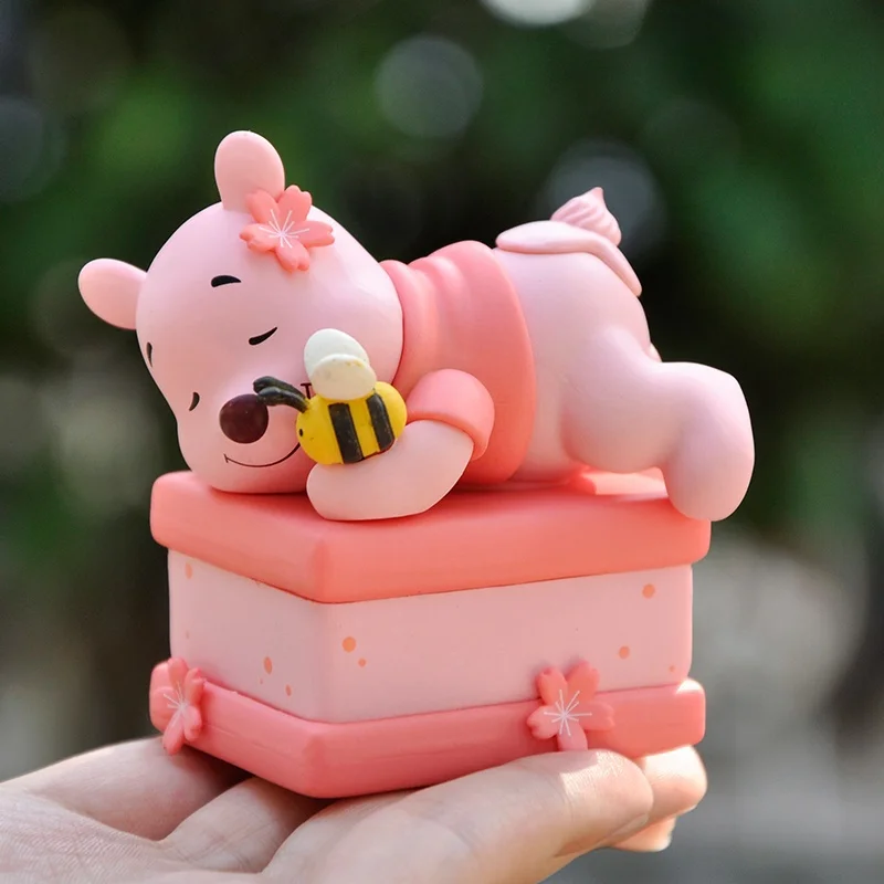 Disney-figura de Winnie the Pooh Piglet Q, modelo de Pvc, decoración de escritorio, juguete para niños, postre, helado, miel