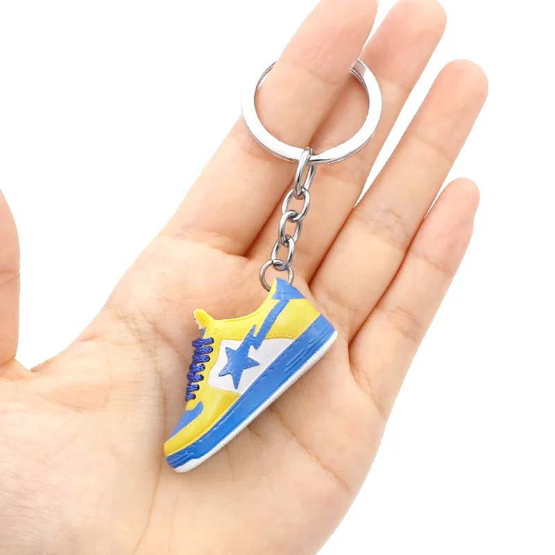 Exquisite 3D mini sports shoe keychain simulation fun basketball shoe keychain DIY finger skateboard accessories birthday gift