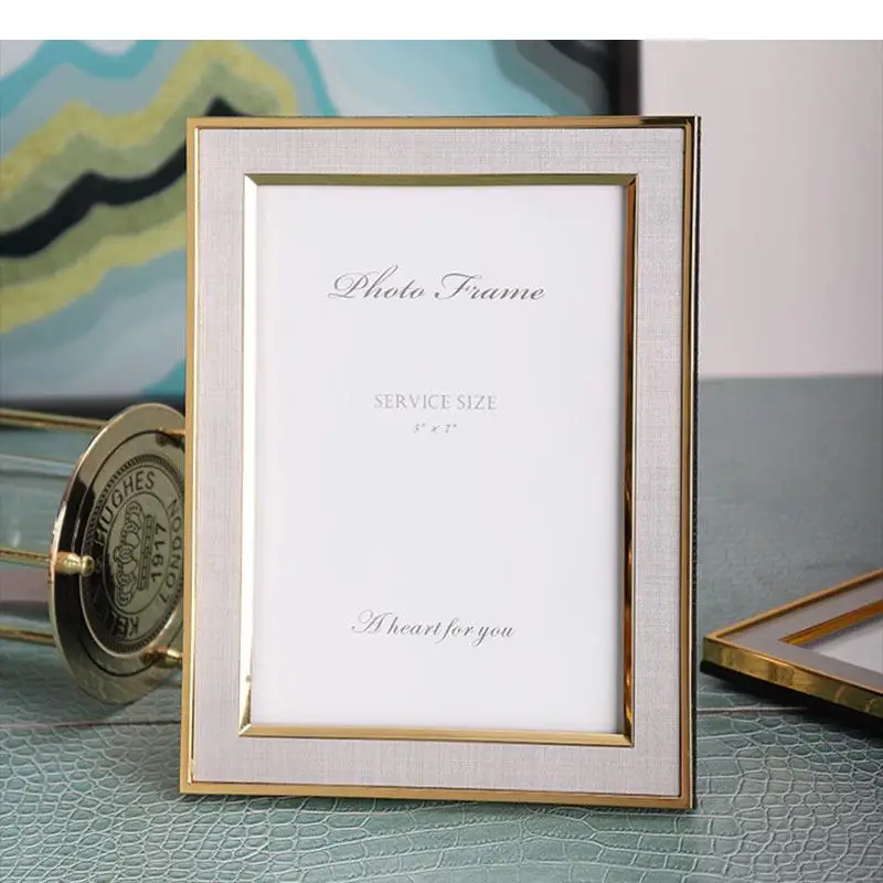 Gilded Metal Picture Frames Modern Room Aesthetics Bedside Table Family Portrait Photo Frame Multi-size Glass