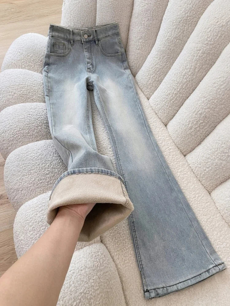 

Thickened Fleece Lined Slim Fit Micro Flared Jeans Women's Autumn Winter 2026 plus Size Warm High Waist Bootcut Pants
