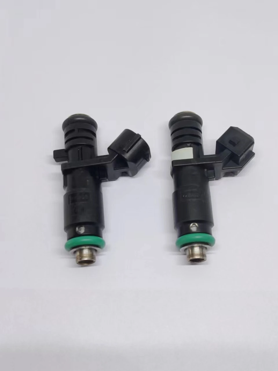 The System Fuel Injector Is Suitable for Electronic Fuel Injection Three Wheeled Motorcycles