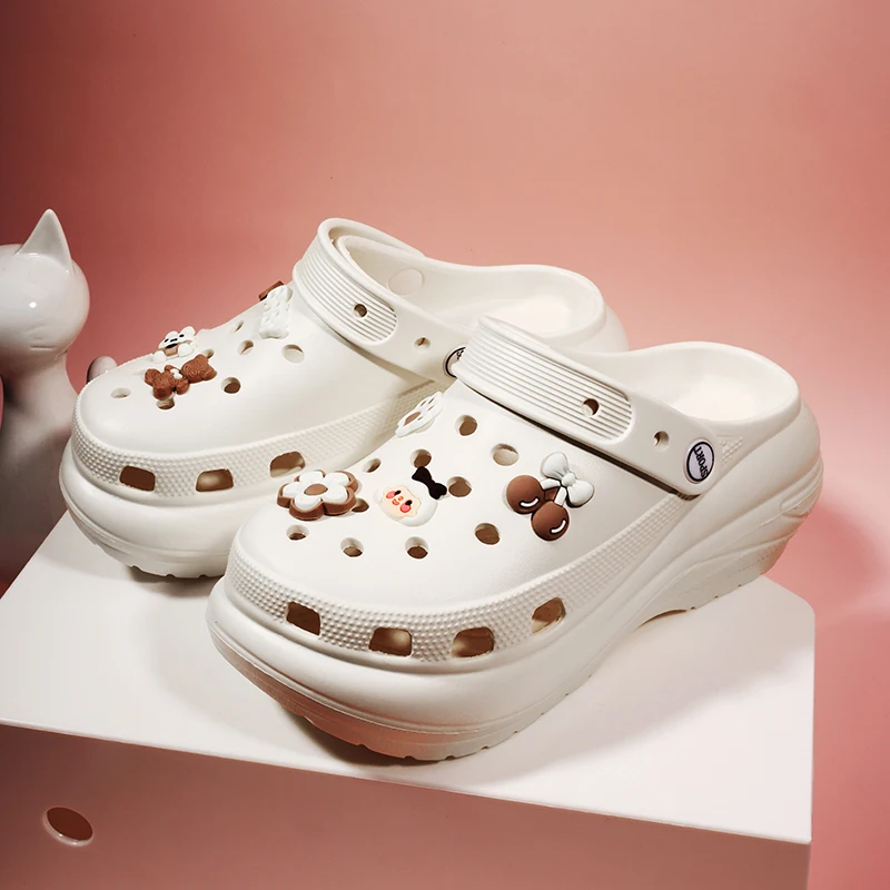 

A pair of children's summer hole shoes, soft, comfortable, wear-resistant outdoor beach shoes, size 30-40，AL-3509-303