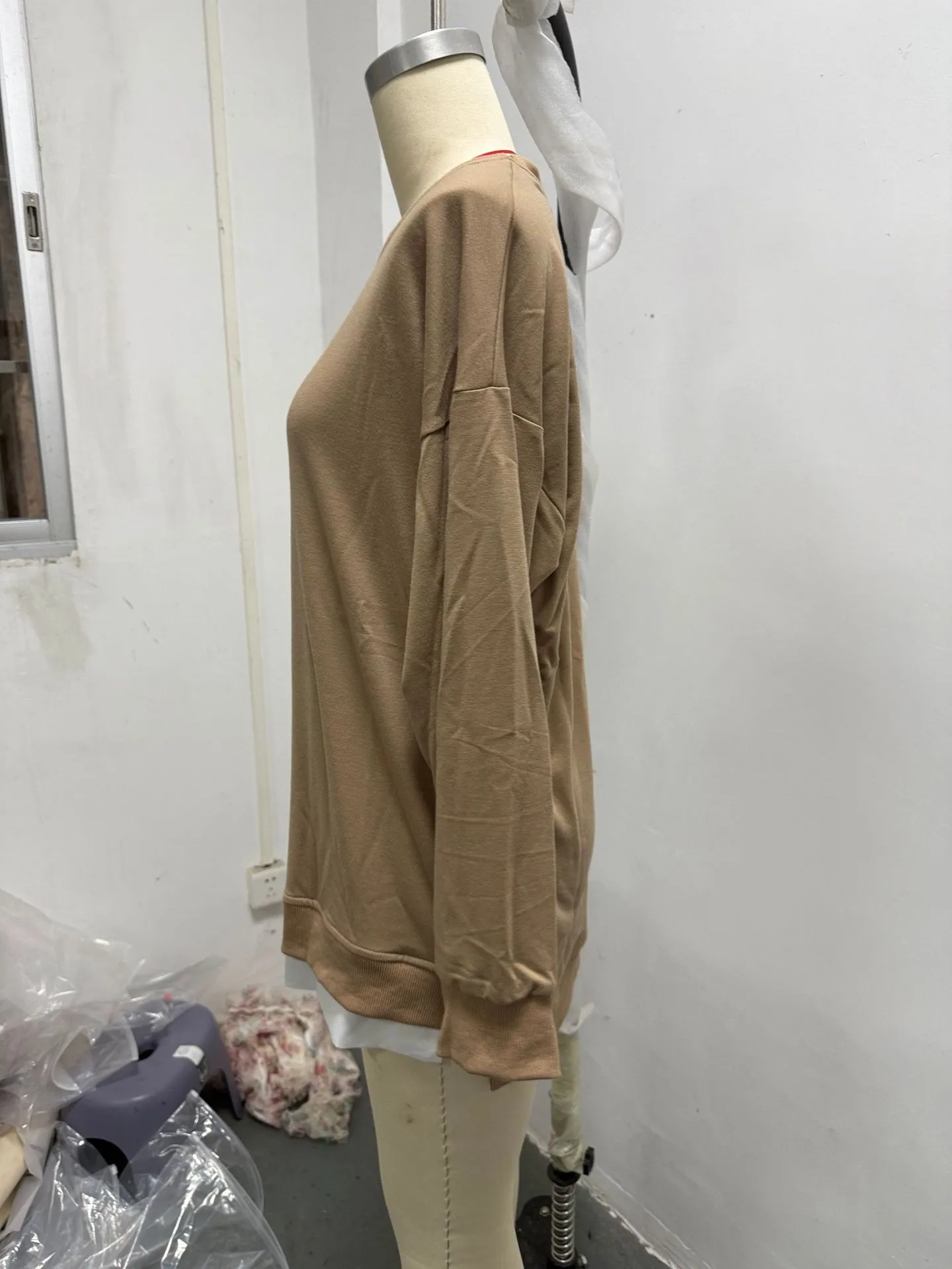 Style Pullover Hoodie Regular Fit Commute Style with Round Neck Asymmetrical No Hood Standard Length Single Women Sweatshirt
