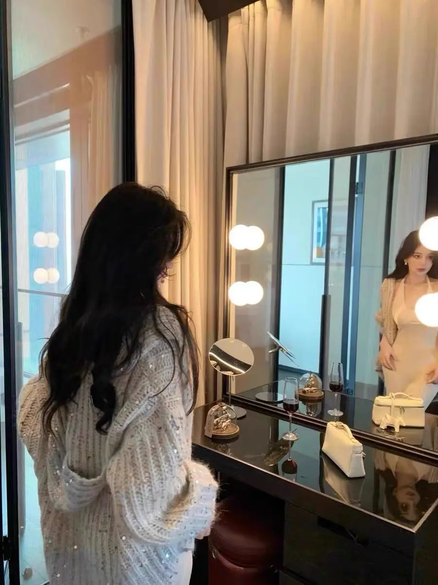 Soft Cozy Loose Knitted Cardigan Jacket V-Neck Tie Lazy Style Top Glittering Trendy Small Audience Loose Fit Women's Sweater
