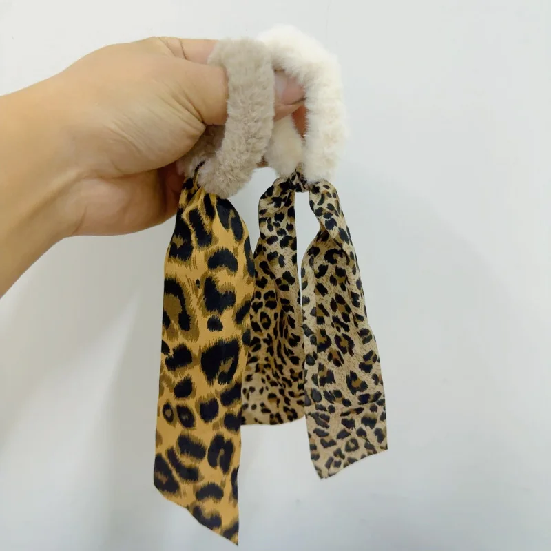 

Vintage Leopard Print Triangle Scarf Ribbon Hair Tie High Elasticity Non-Damaging Hair Rope Autumn Winter High-End Plush Hair Ba
