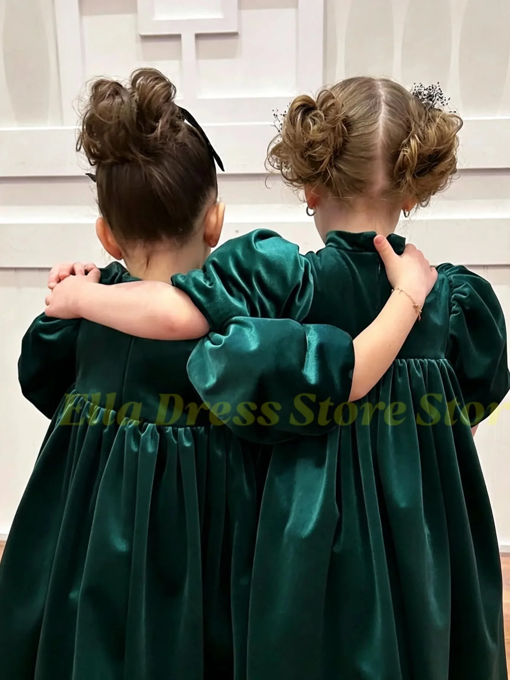 Großhandel Elegantes Hochwertiges Samt-A-Linien-Blumenmädchenkleid, Kommunion-Hochzeitskleid, Prinzessinnen-Geburtstagsparty-Abendkleid nach Maß – Detail 2