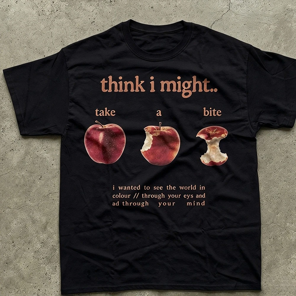 Men's Summer Retro Red Apple Bitten Fruit Print T-Shirt Unisex Cotton and Breathable Tee Men's Round Neck Oversized Short Sleeve