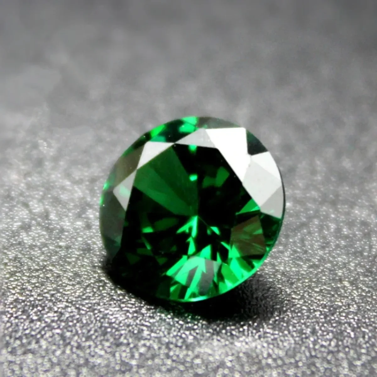 Round Faceted Emerald Brilliant Cut Emerald Gem Multiple Sizes to Choose For Jewelry Making