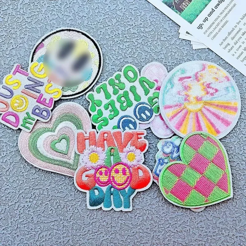 Cartoon Stickerei Patch Sonnenaufgang Glückliches Leben Eisen auf Patches Schmelzbare Aufkleber für Kleidung DIY Bügeln Abzeichen Taschen Hüte