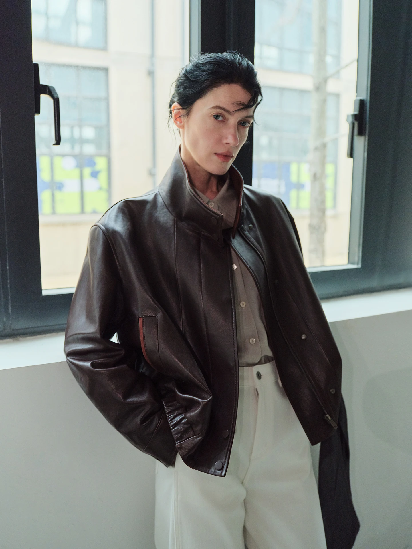 

WUUO Artistic Wandering Royal eepskin 00 Genuine Leather Jaet Water Dyeing Proc Loose Comfort Feel Leather Coat