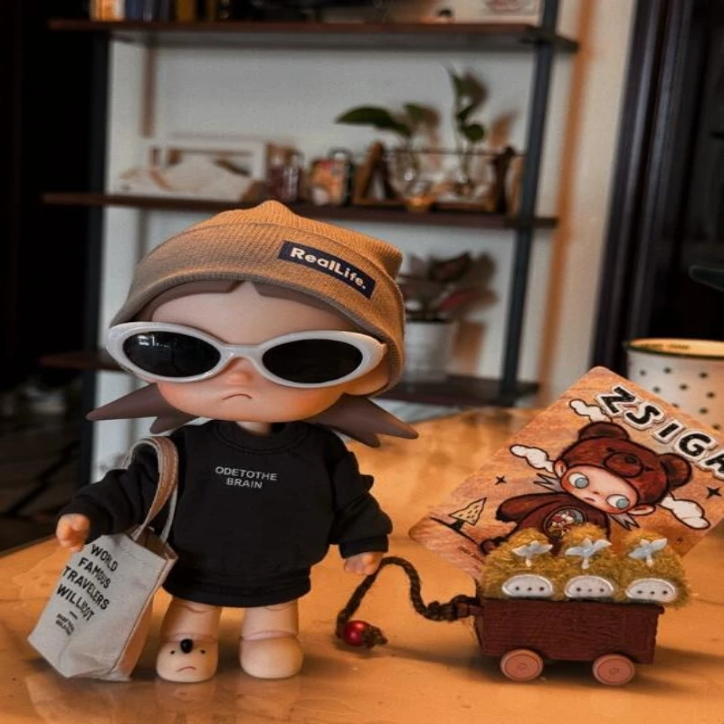 

POPMART Zsiga's Desire 1/8 Action Figures and Trendy Toys Ornaments Surprise Kawaii xmas Gift Trendy toy decoration