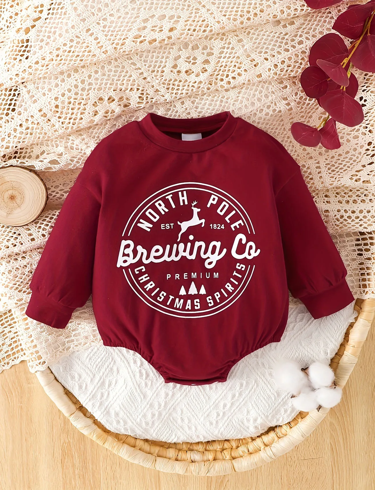 

Детское рождественское боди | Комбинезон с длинными рукавами и принтом North Pole Brewing Co | Бордовый зимний милый детский наряд