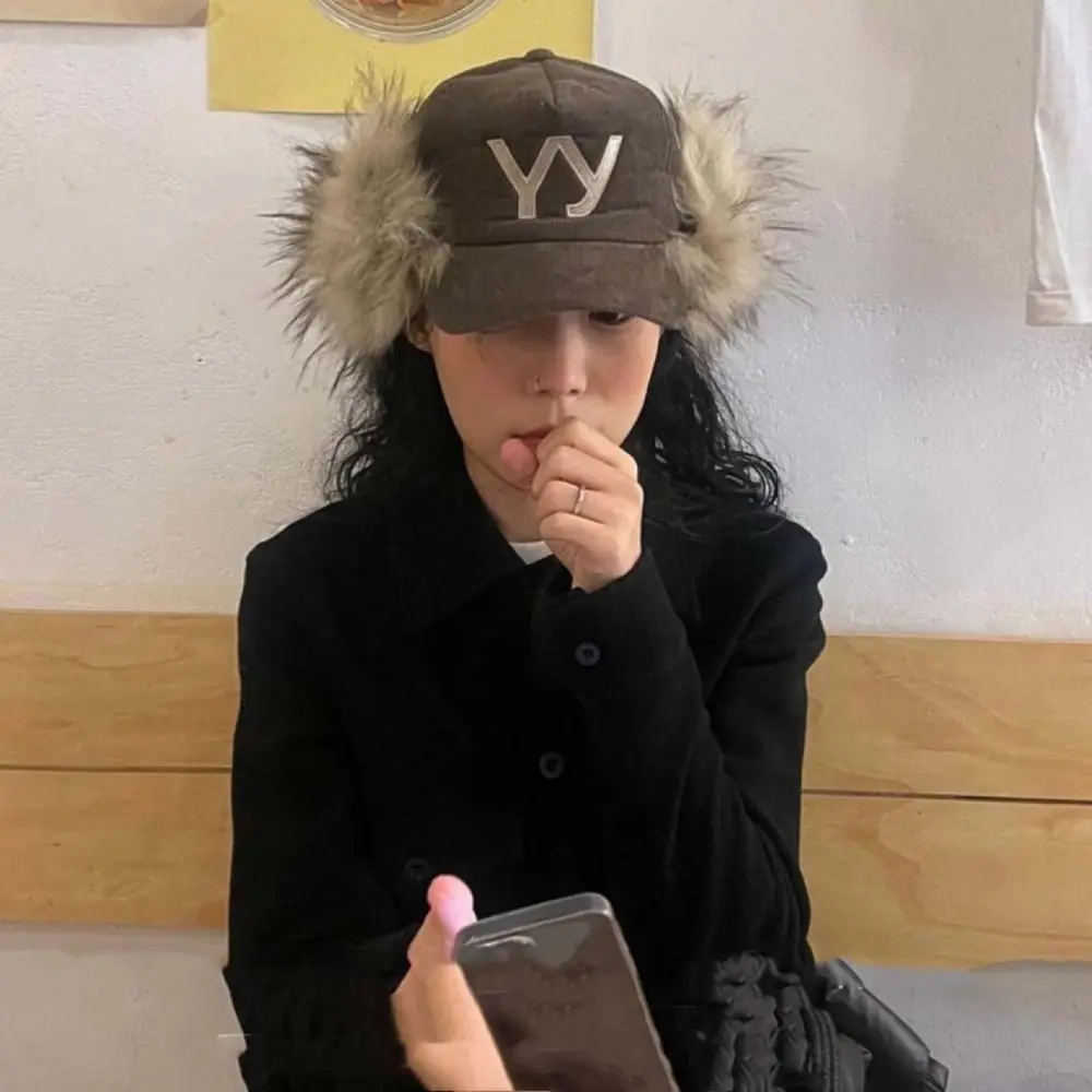 

Autumn Korean Style Corduroy Baseball Cap Embroidered Warm Feather Baseball Hat Imitation Fur Casual Y2k Peaked Cap Streetwear