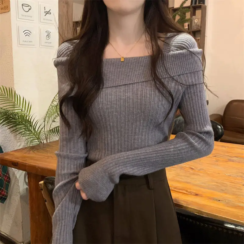 2023 New Autumn Fashion Solid Color Off Shoulder Splice Knitted Long Sleeve Temperament Commuting Underwear Women\'s Sweater