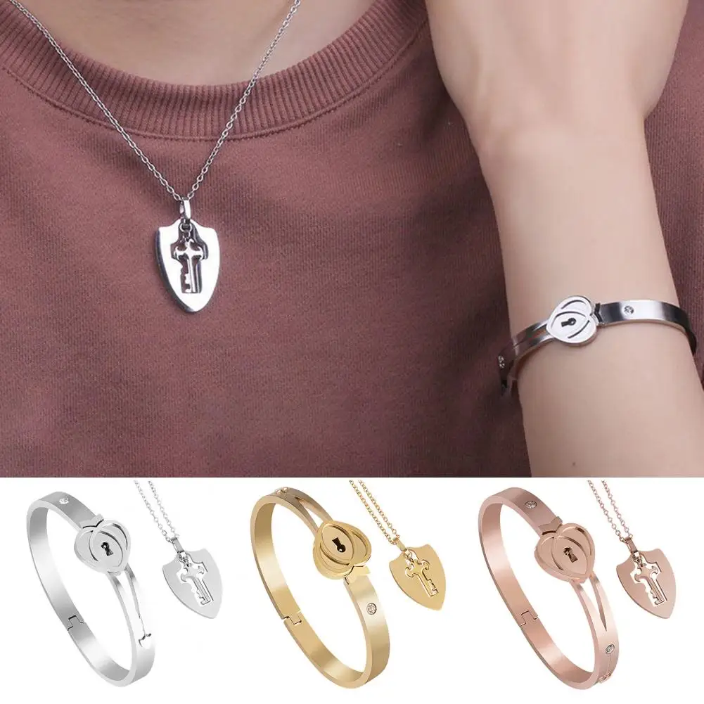 1 Set Beautiful Unisex Heart Bracelet Key Charm Choker Set Non-fading Bracelet Choker Set Bright Luster for Dating