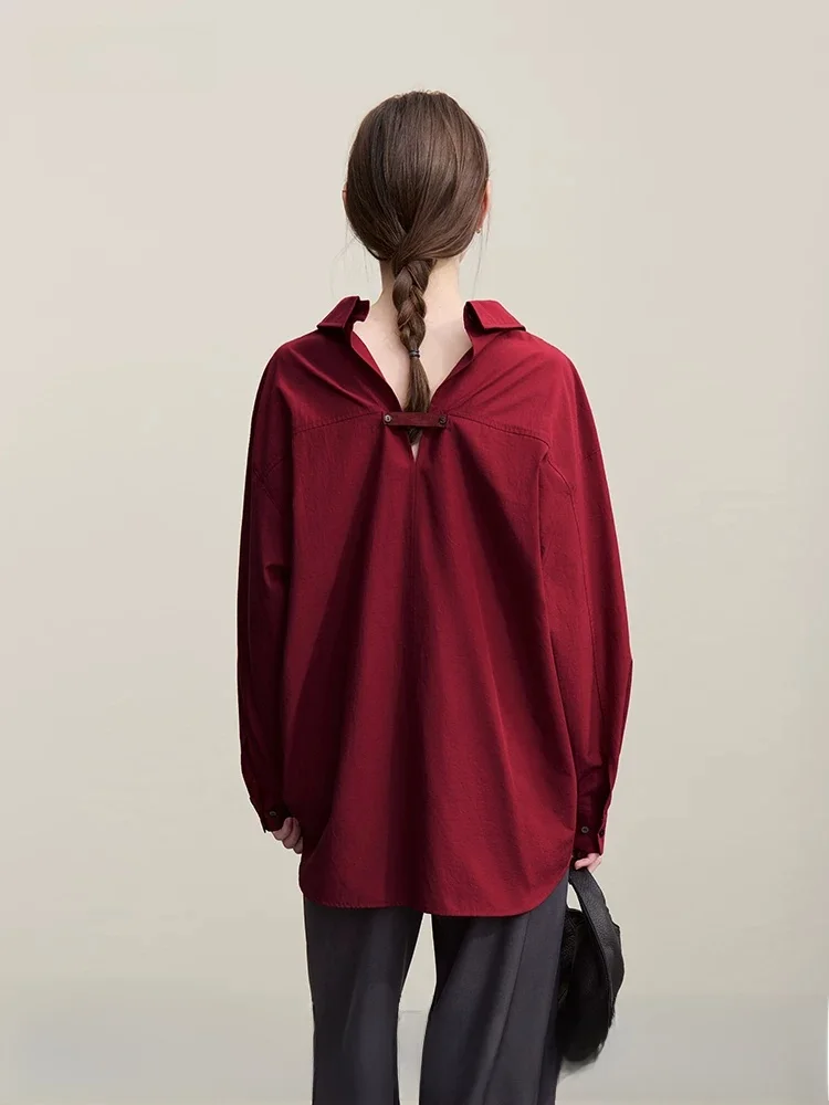 

Новая весенняя свободная женская рубашка с длинным рукавом, на пуговицах, с разрезом на спине, с отложным воротником, для повседневной носки