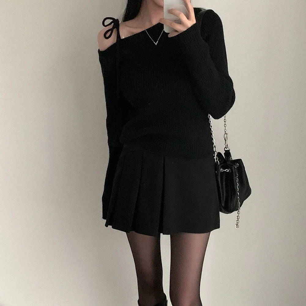 

Women's Sexy Unilateral Lace-up Long-sleeved Sweater Fashionable Solid Color Elegant Casual Blouse Sweater