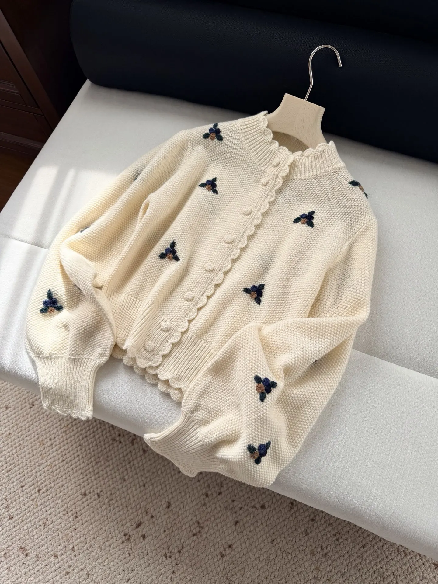 Women Hand-Embroidered Knitted Cardigan Autumn Stand Collar Single Breasted Lantern Sleeve Loose Female Sweater