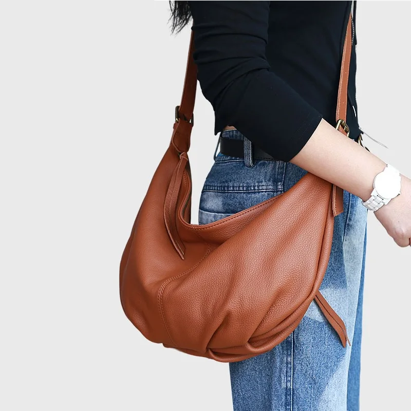 bolsas crossbody de couro macio para mulheres hobos casuais bolsa de ombro cor solida bolsala de couro genuino feminino 01