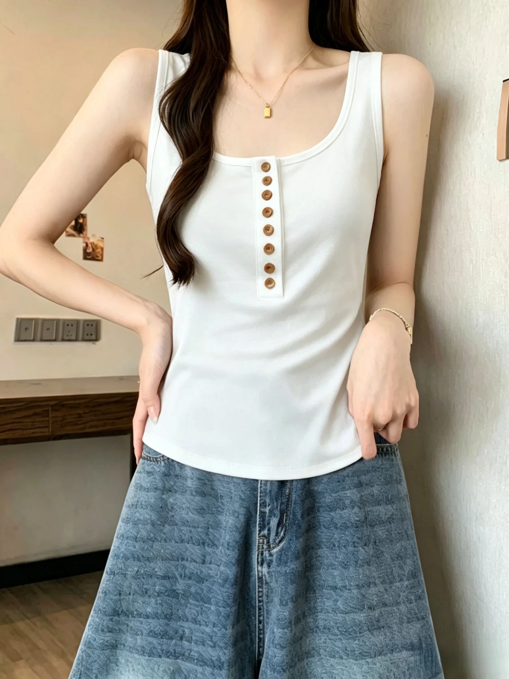 2026 Spring Summer New Style Women's Button U-Neck Strap Vest Slim Fit Innerwear Outerwear Sleeveless Top Large Size M
