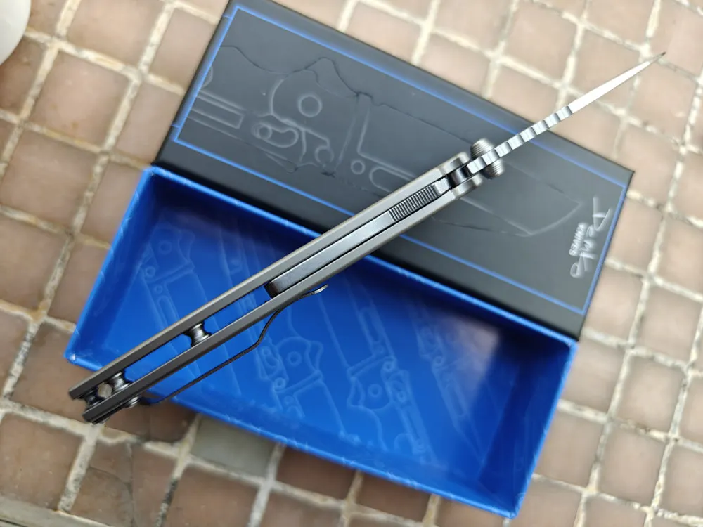AD Demko Ad20S Deep Carry cuchillo táctico hoja M390 mango titanio - imagen 3