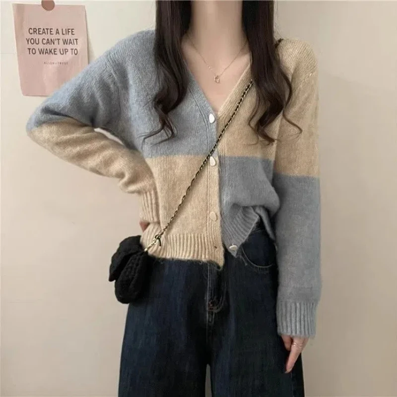 Autumn Winter New Fashion V-neck Long Sleeve Patchwork Color Blocking Cardigan Women's Clothing Button Trend Knitting Loose Tops