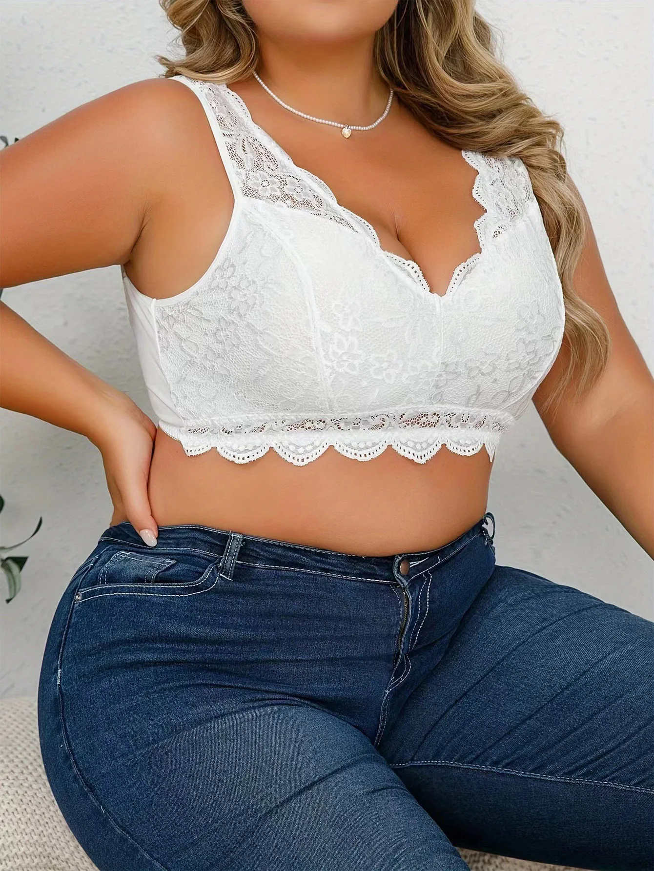 1 Piece of White Sexy Plus Size Women's Intimates Pleated Lightweight Design Comfortable Top Bra