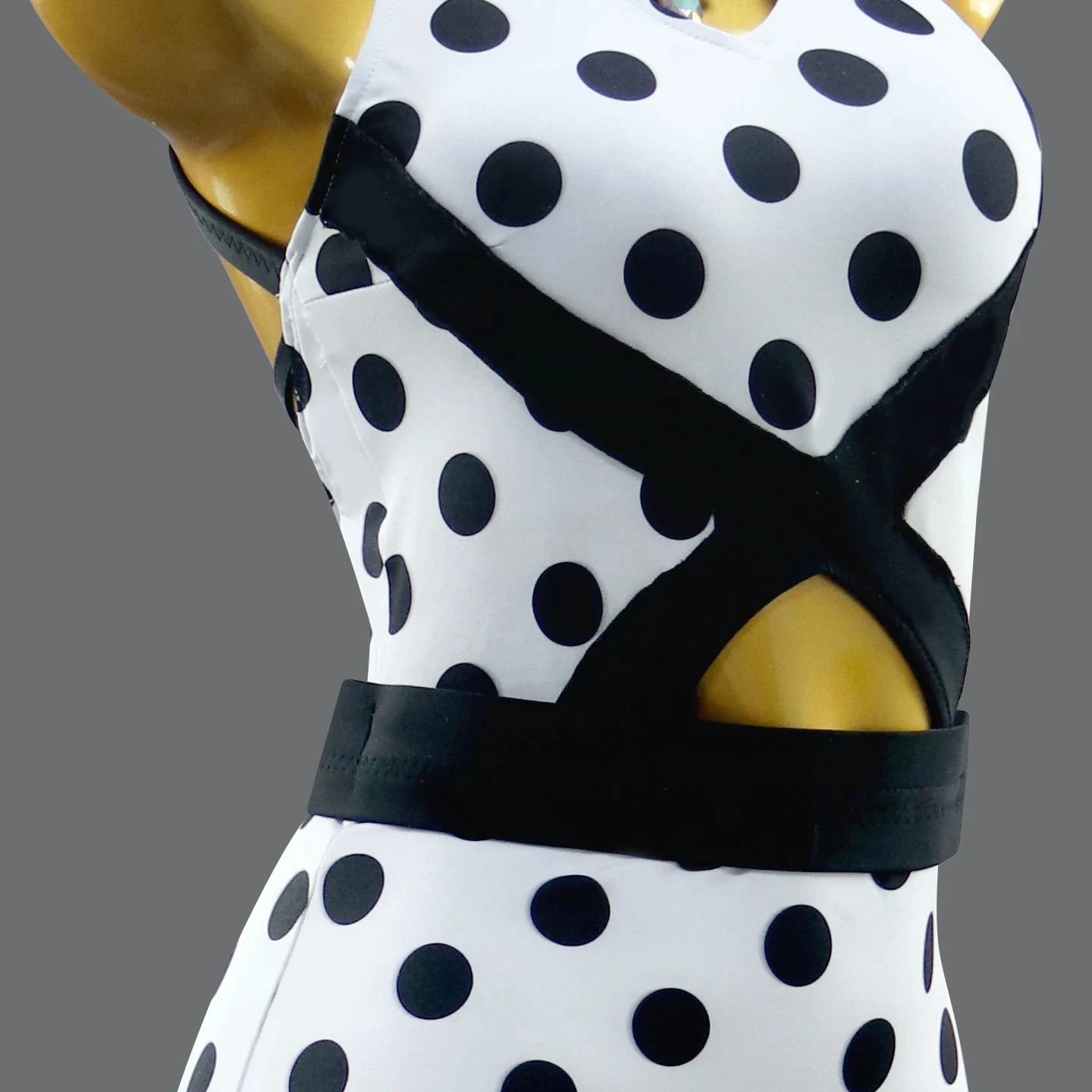 2025 라틴 댄스 의상 신제품 스포츠 퍼포먼스 의류 무대 여성 파티 드레스 소녀 볼룸 댄스 프로무스 의상 댄스웨어