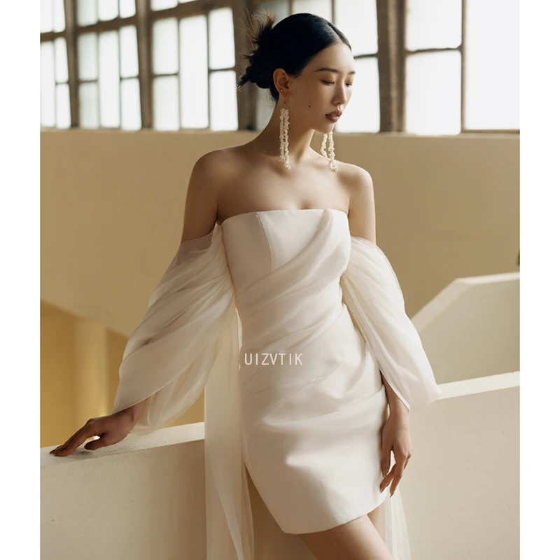 Weiße, helle Hochzeit, kurze Kleider für die Braut, sexy, trägerloses, rückenfreies Brautkleid, leichtes, luxuriöses, modisches, individuelles Partykleid