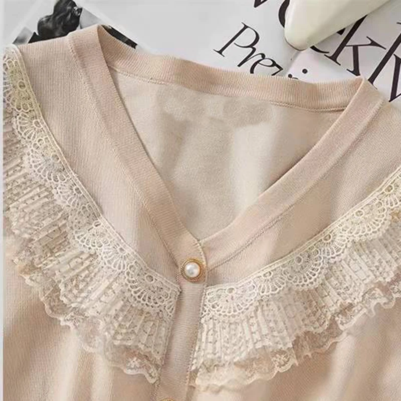 V Neck Knitted Sweater For Women Lace Patchwork Long Sleeve Casual Womens Clothing Pullover Knitwears Tops Female Autumn Winter