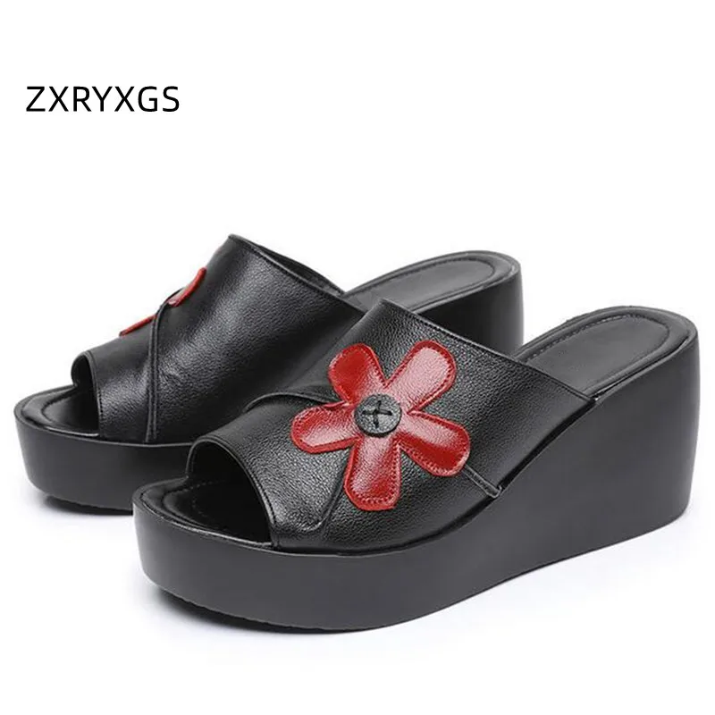 ZXRYXGS 2024 nuovi sandali da donna estivi di grandi dimensioni pantofole in pelle di vacchetta fiore sandali con zeppa scarpe pantofole moda donna