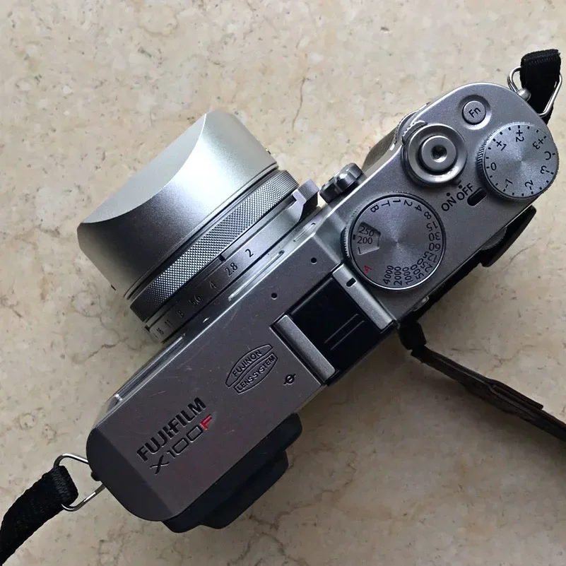 Kwadratowa metalowa osłona obiektywu z pierścieniem adaptera 49 mm do Fujifilm FUJI X100V X100F X100S z osłoną obiektywu i bezpłatnym