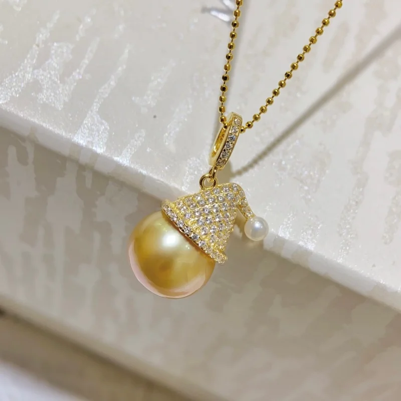 SGARIT Christmas Hat Pendant Women's Necklace 12-13mm Natural Golden South Sea Pearl Necklace Holiday Gift Luxury Jewelry