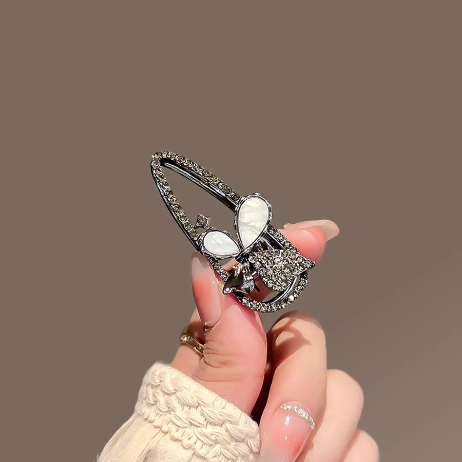 

Korean Style Opal Rhinestone Hollow Butterfly Hair Clip Women's Side Bangs Clip High-end Duckbill Clip Fashion Hair Accessories