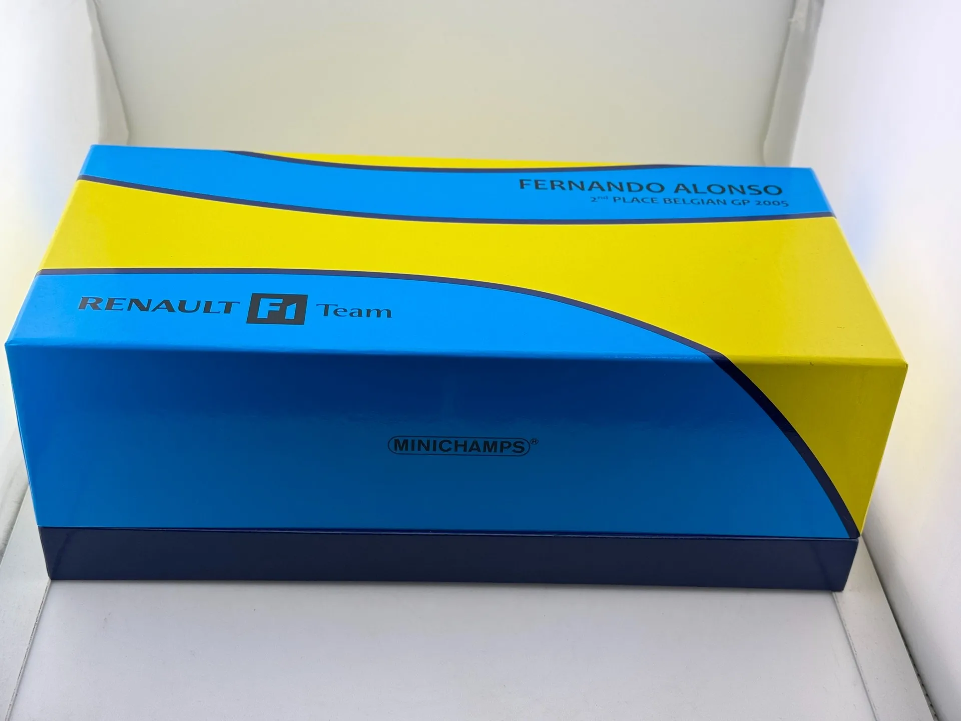 โมเดลรถเหล็กหล่อไดแคสต์ มินิแชนป์ส สเกล 1/18 เรโนลต์ ฟอร์มูล่า 1 รุ่น R25 ของสะสม ของเล่น ของที่ระลึก ของตกแต่ง