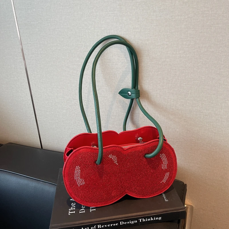 

Creative Bright Diamond Cherry Shape Handbags High-end Armpit Bag for Women Luxury Shoulder Bags Novelty Messenger Bag Female