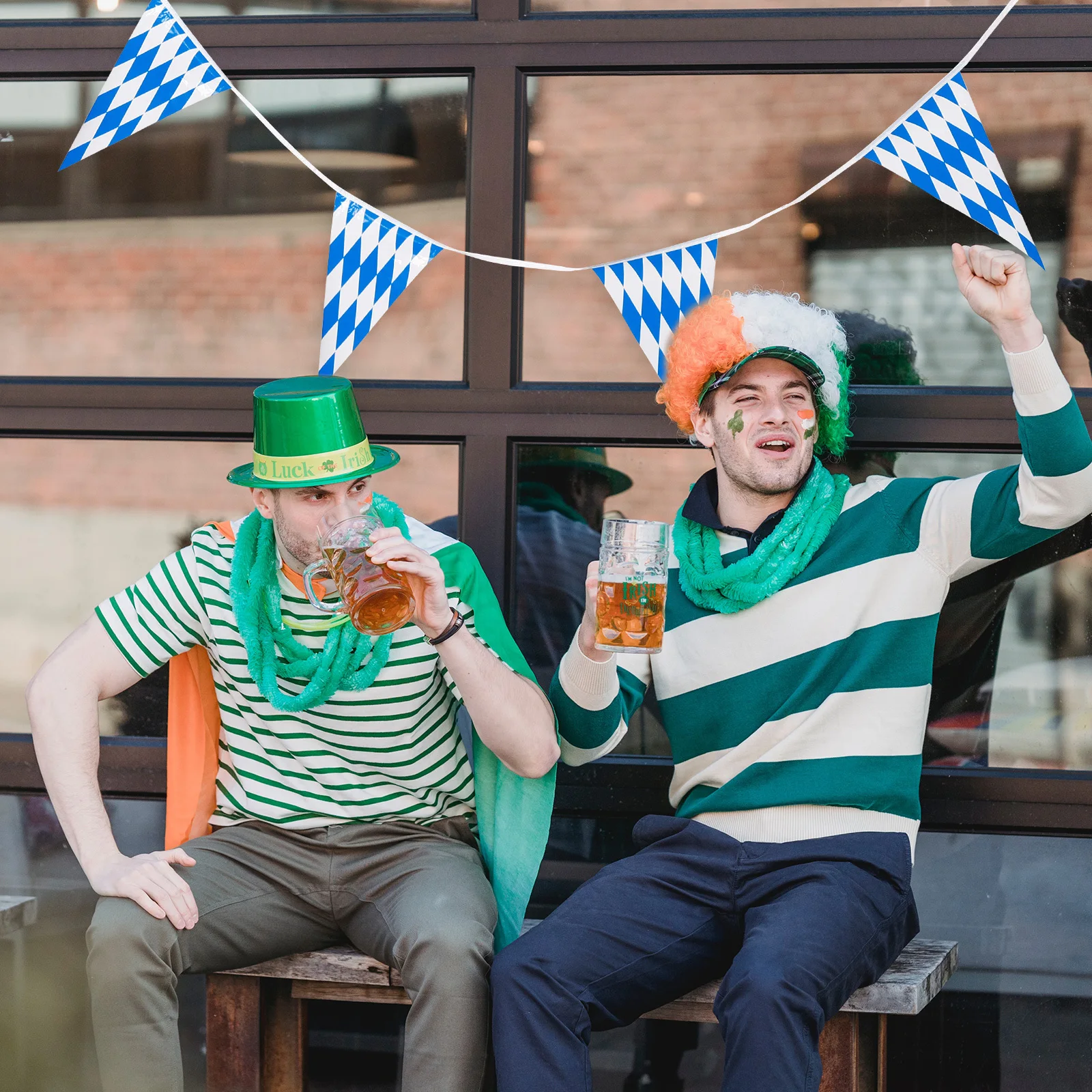 

1 Set Blue White Checkered Bunting Banner Oktoberfest Triangle Flag Garland Hanging Party Decoration Festive Event Carnival