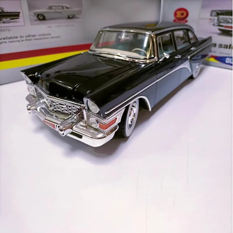 Soviet gaz13チャイカ1/18セダンヴィンテージカー,レジンカーモデル