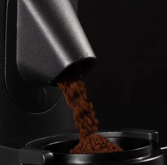 Commercial coffee grinder with 64mm grinding disc, coffee bean grinder