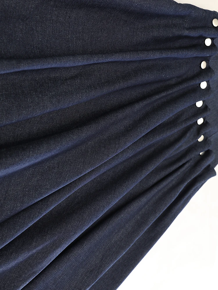 [EAM] High Waist Navy Blue Button Pleated Elegant A-line Half-body Skirt Women Fashion Tide New Spring Autumn 2026 1DJ4551