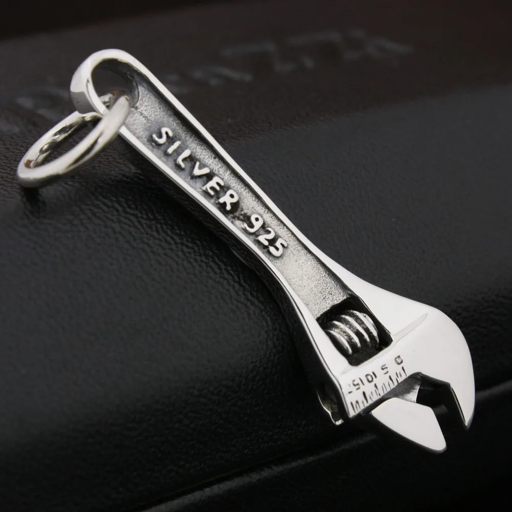 Delicate Wrench 925 Sterling Silver Pendant 8P008