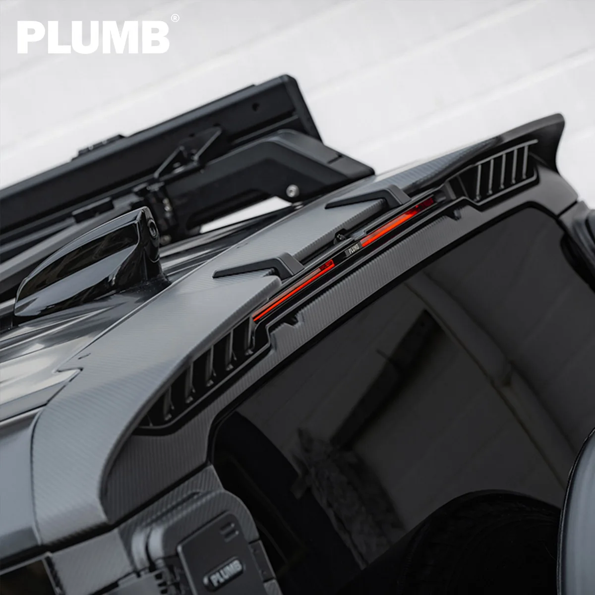 

PLUMB Direct Fit Dry Carbon Fiber Roof Rear Wing Spoiler Extension Kit for Land Rover Defender 90/110/130