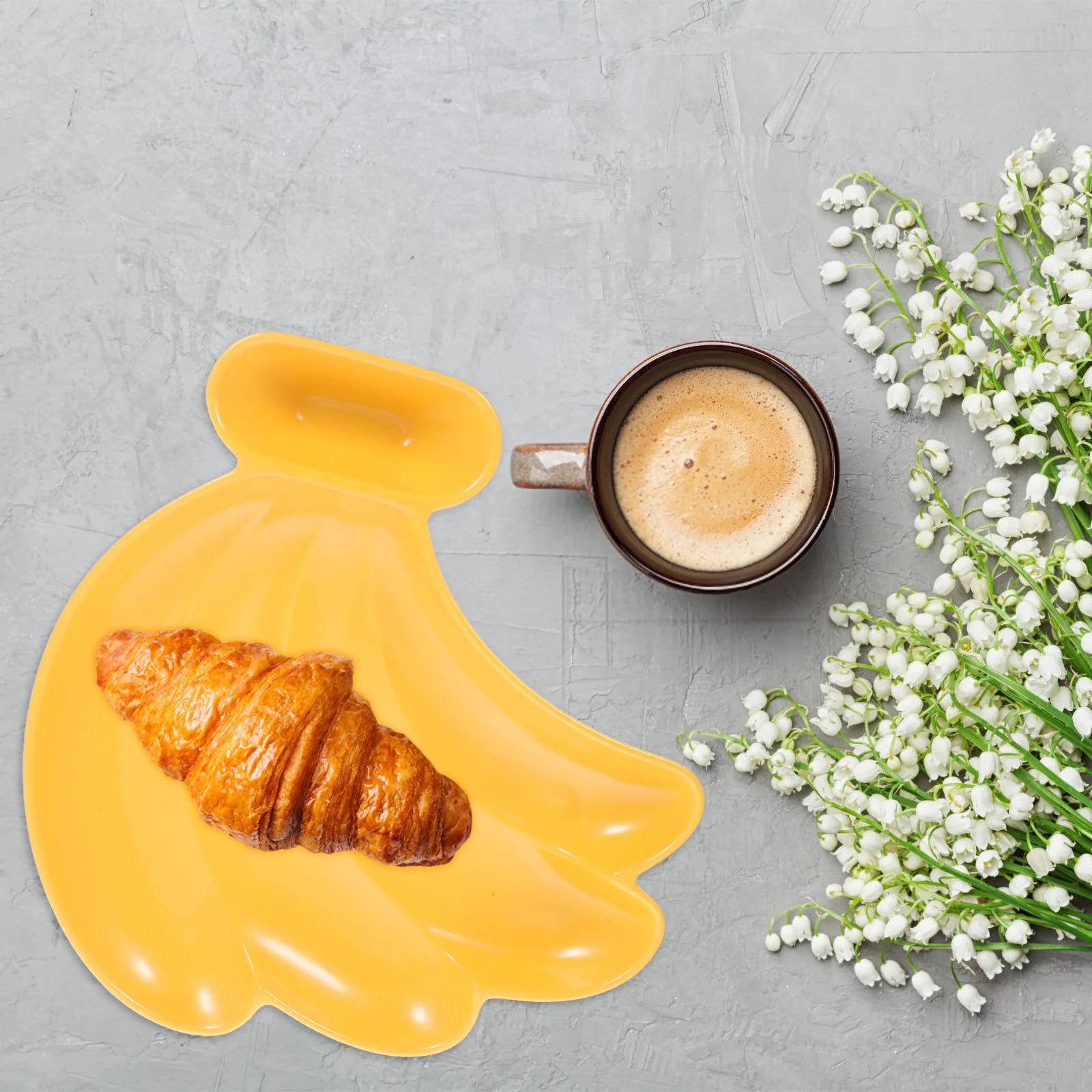 

1Pcs Banana Tray Ceramic Bowl Multifunctional Seasoning Dish for Fruits Salad Dessert Home Kitchen Decor Ceramic Bowl