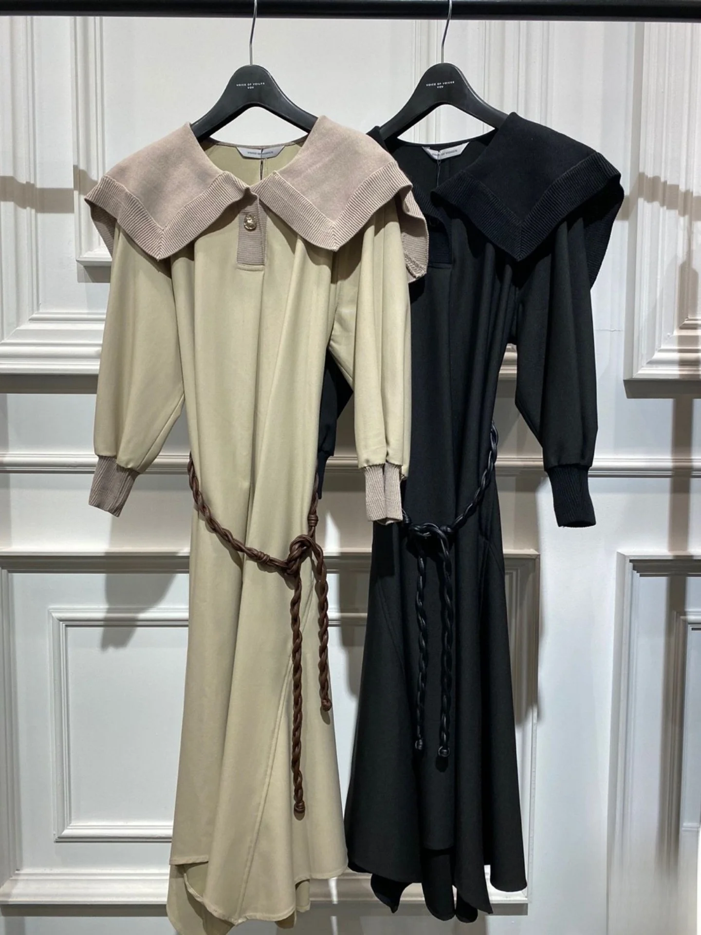 

V-Home Новинка осенне-зимнего сезона: женское элегантное платье с воротником-стойкой и завышенной талией, с длинными рукавами, для вечеринок и работы